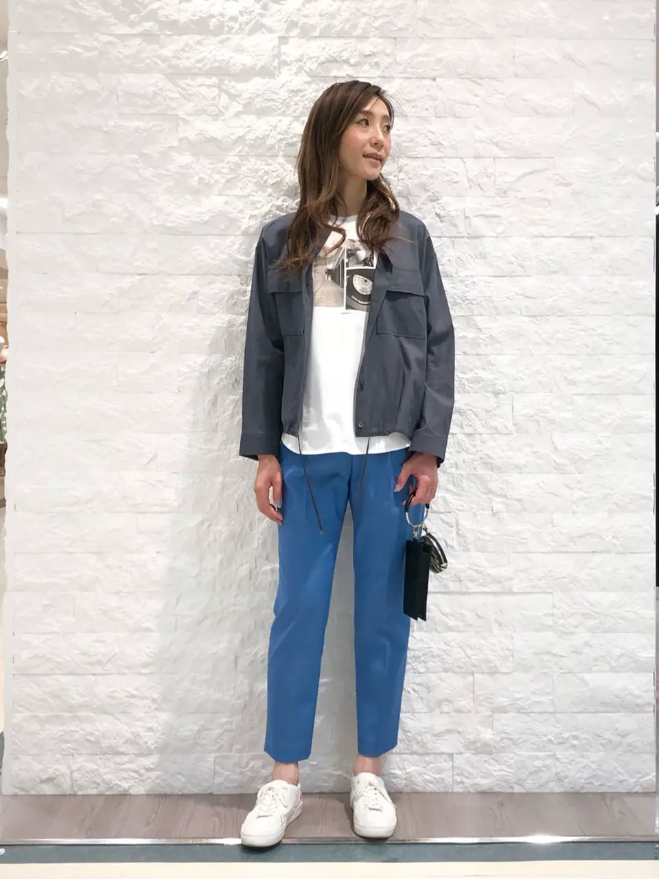  Ashu コーディネート画像