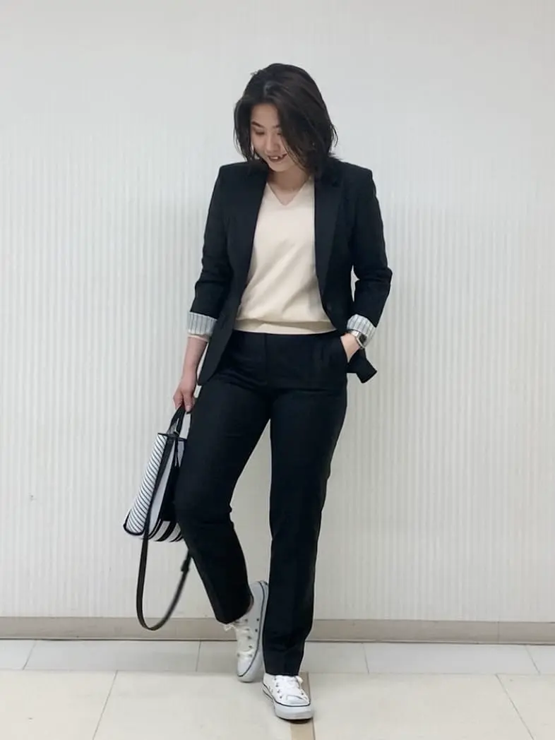 ICB スタッフ コーディネート画像