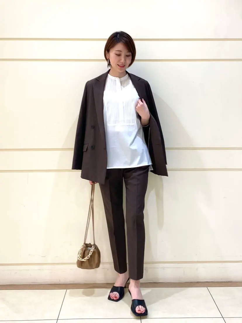 ICB スタッフ コーディネート画像