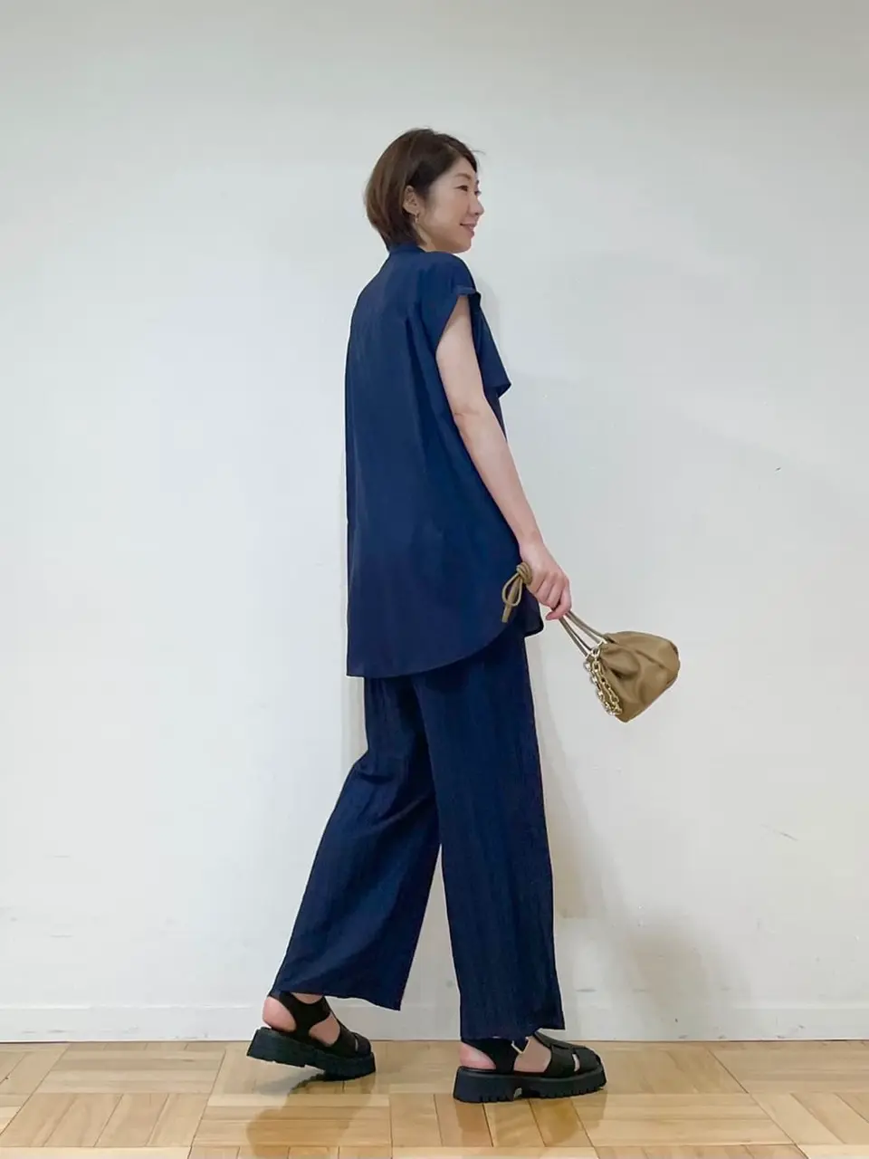 ICB スタッフ コーディネート画像