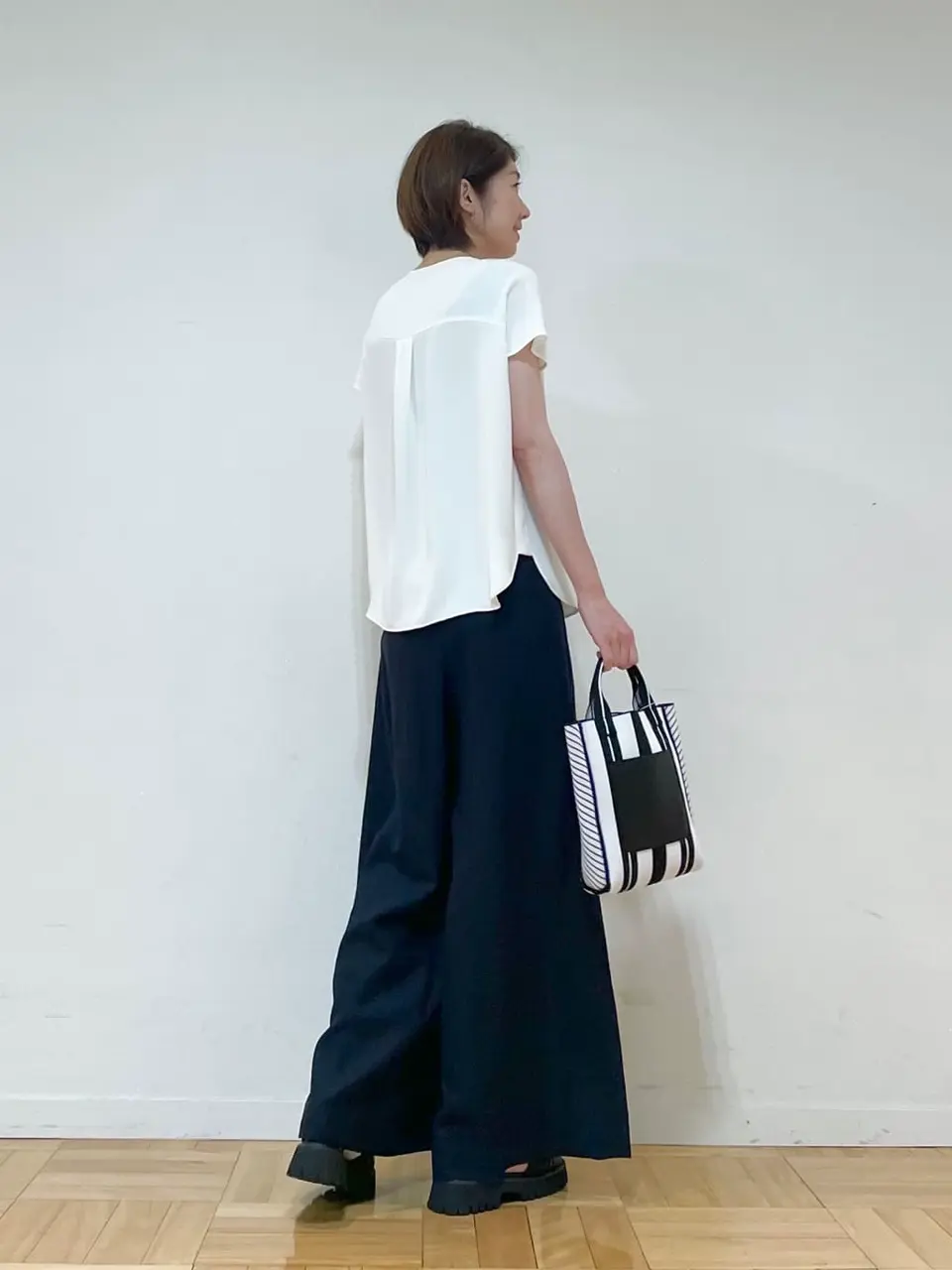 ICB スタッフ コーディネート画像