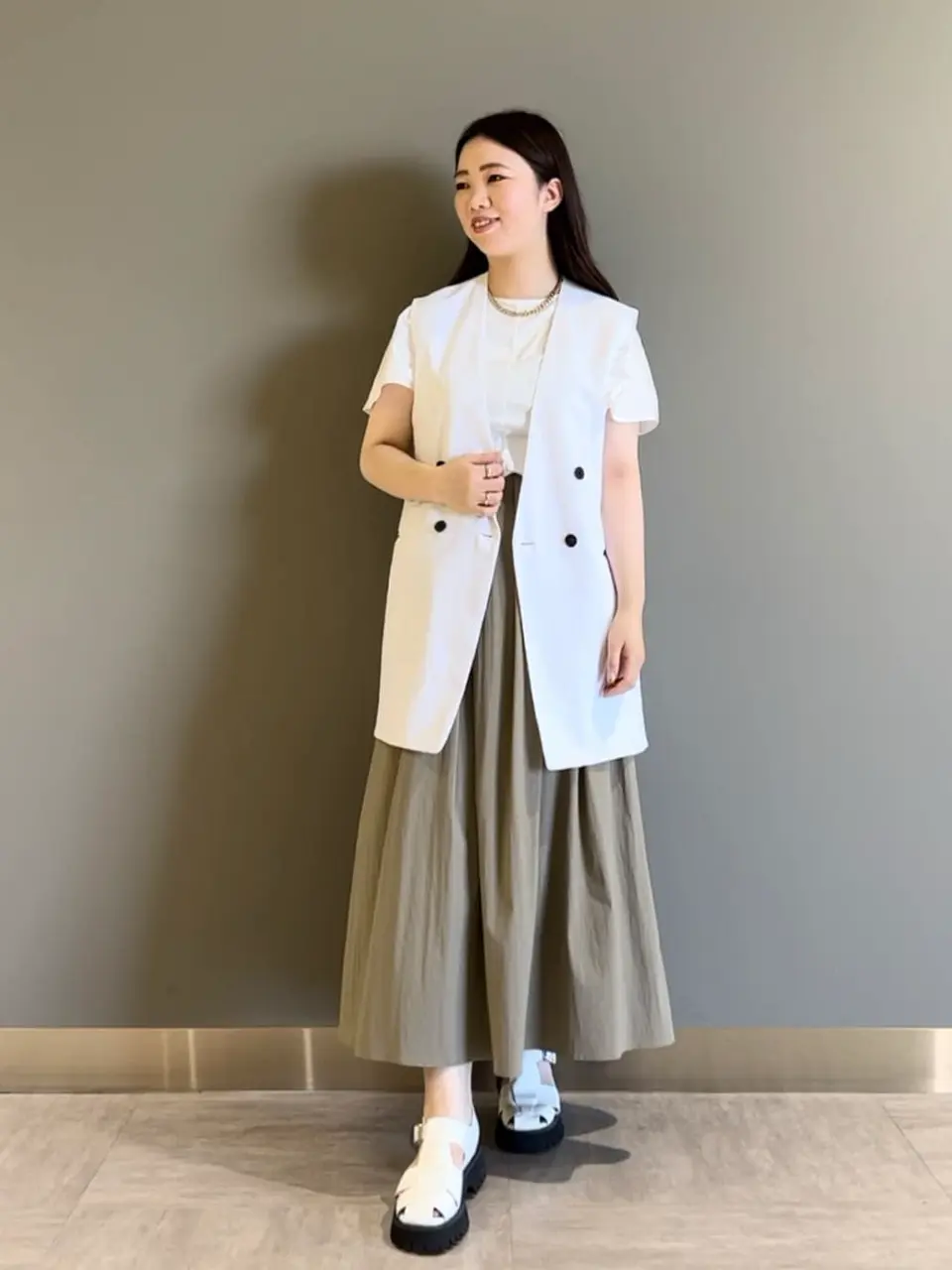  岡本 コーディネート画像