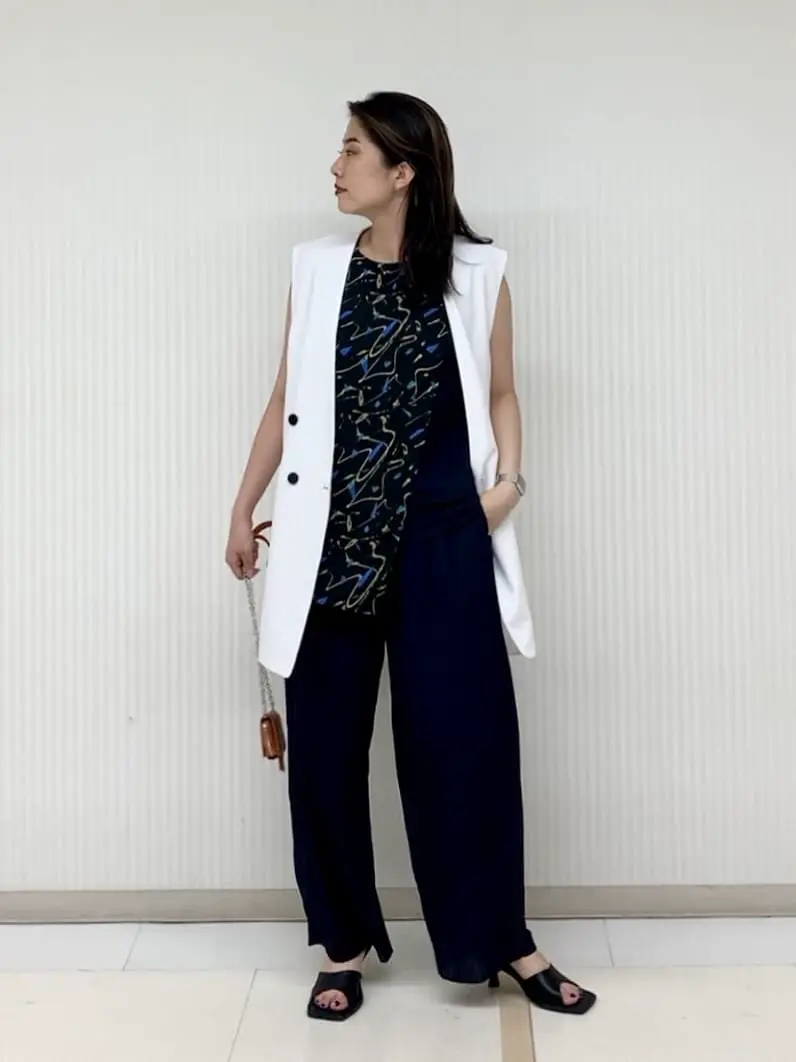 ICB スタッフ コーディネート画像