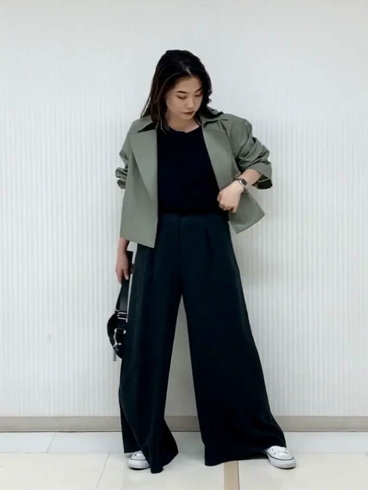  スタッフ コーディネート画像