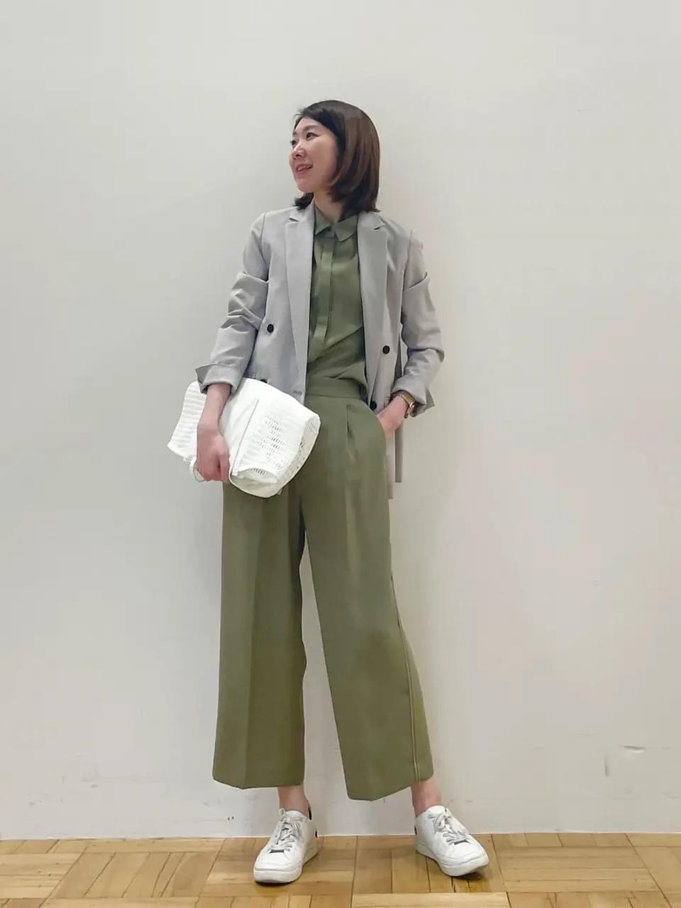  スタッフ コーディネート画像