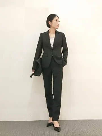 ICB スタッフ コーディネート画像