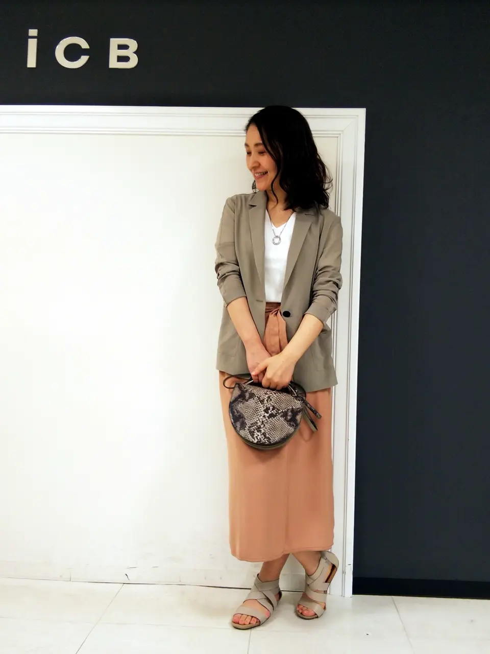 ICB 濱井 コーディネート画像