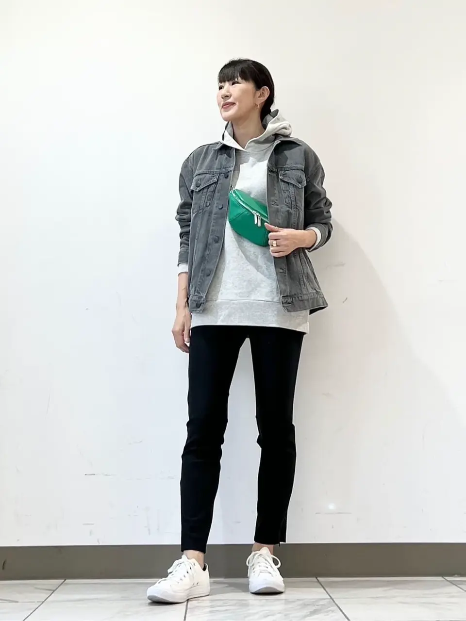  スタッフ コーディネート画像