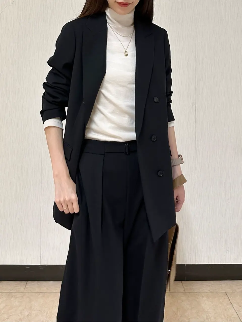 ICB Manami コーディネート画像