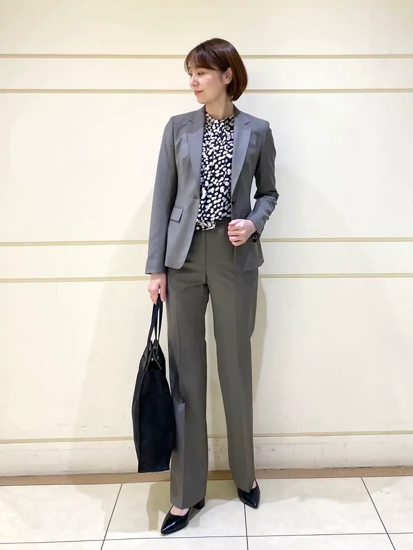 ICB スタッフ コーディネート画像