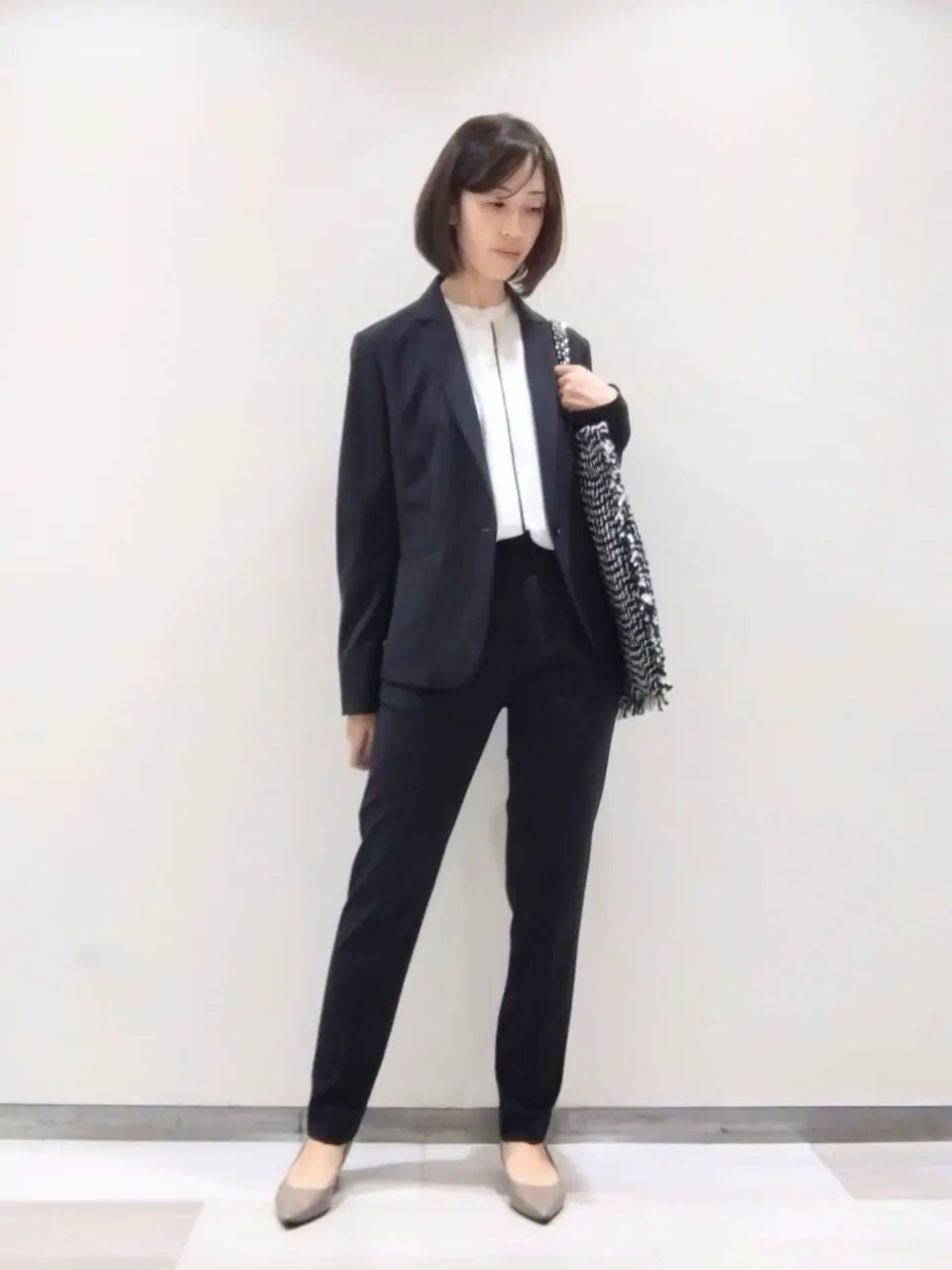 ICB 飯室 コーディネート画像