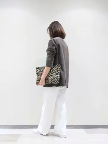 ICB 飯室 コーディネート画像