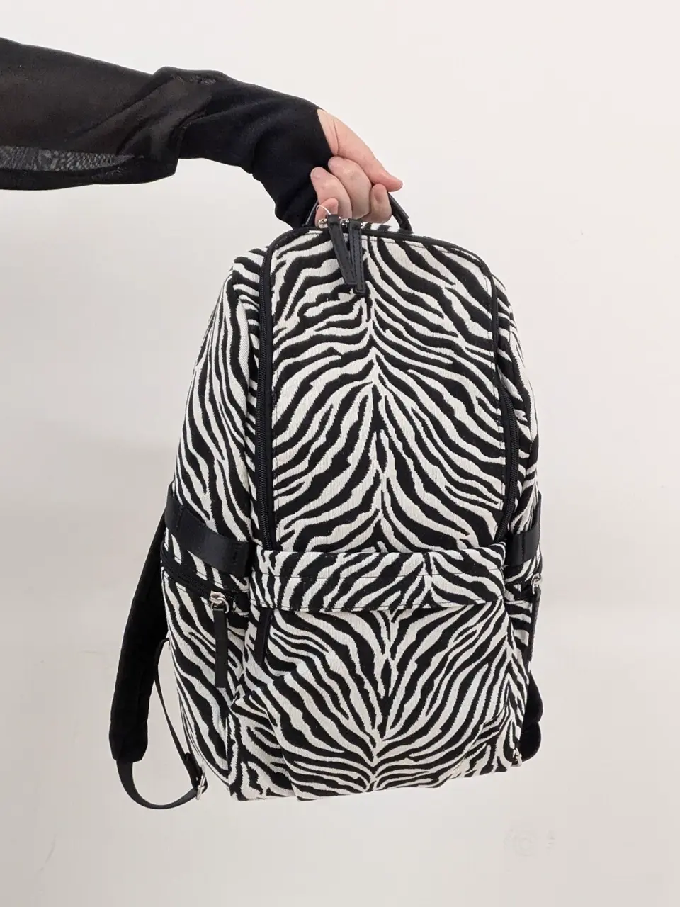 ICB 濱井 コーディネート画像