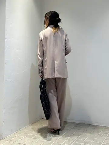 ICB 金井 コーディネート画像