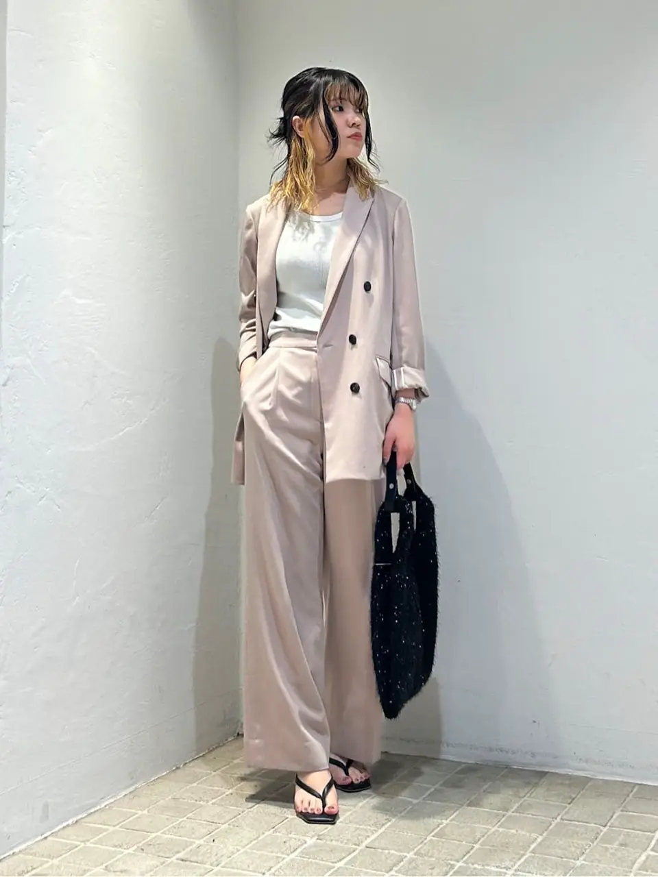 ICB 金井 コーディネート画像