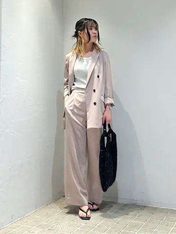 ICB 金井 コーディネート画像