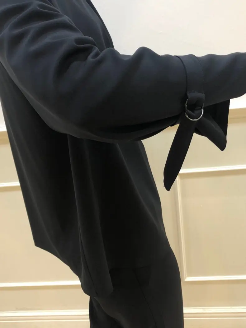 ICB 新里 コーディネート画像