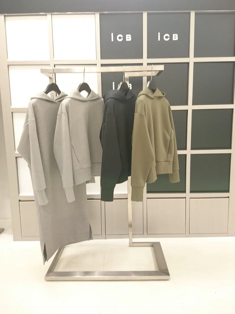 ICB スタッフ コーディネート画像