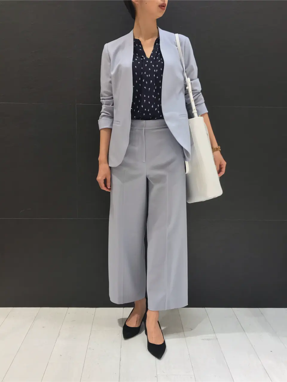  村上 コーディネート画像