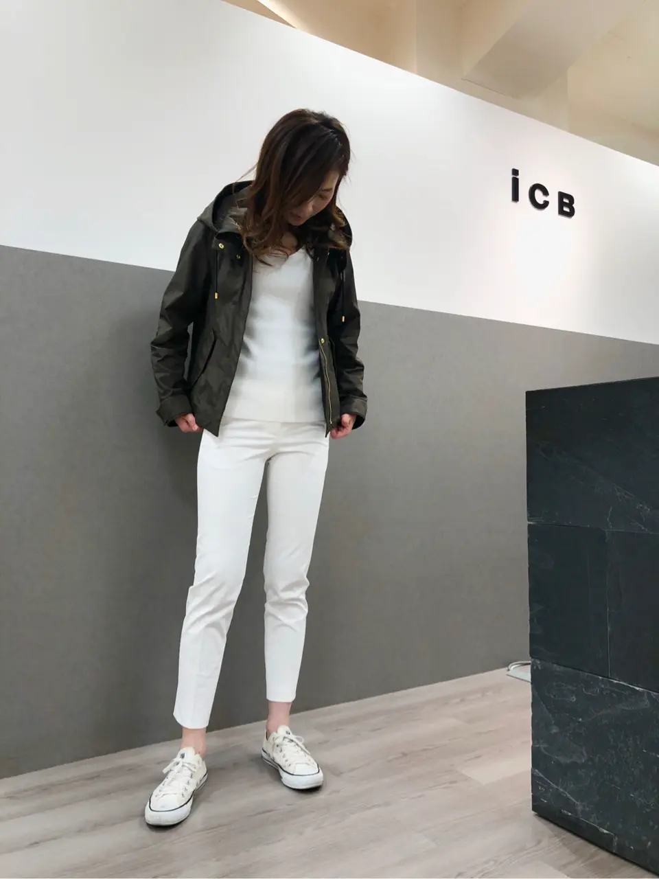  Ashu コーディネート画像