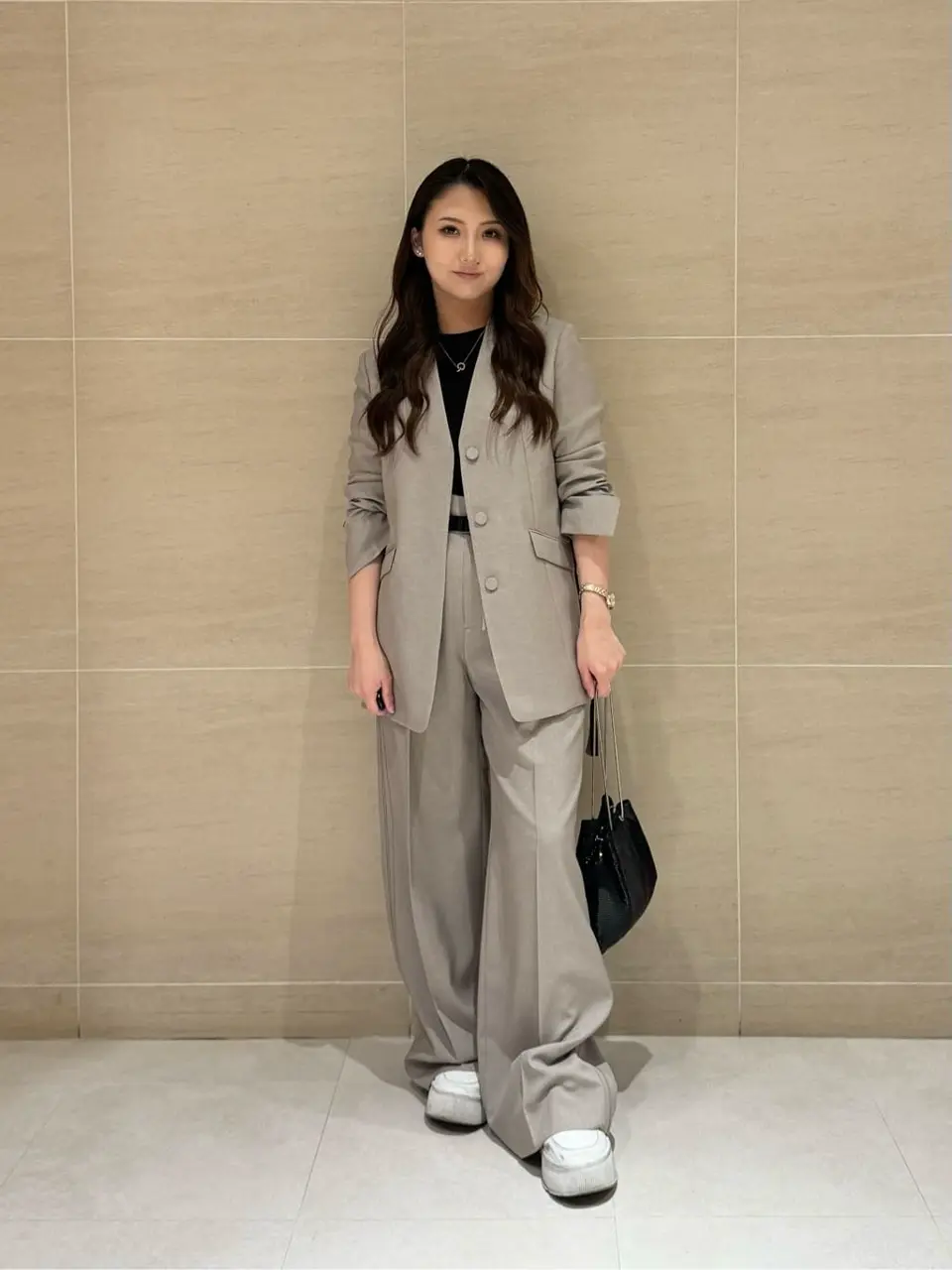  志賀 コーディネート画像