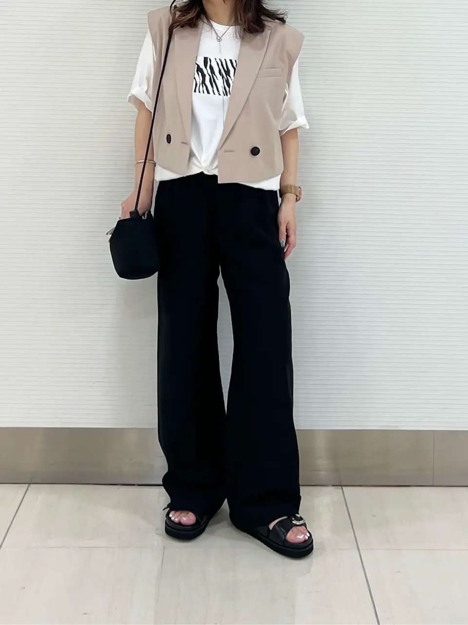 ICB ASUMI コーディネート画像