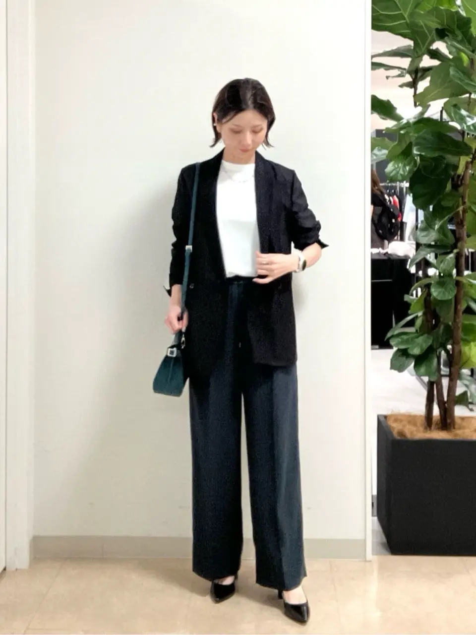 ICB スタッフ コーディネート画像