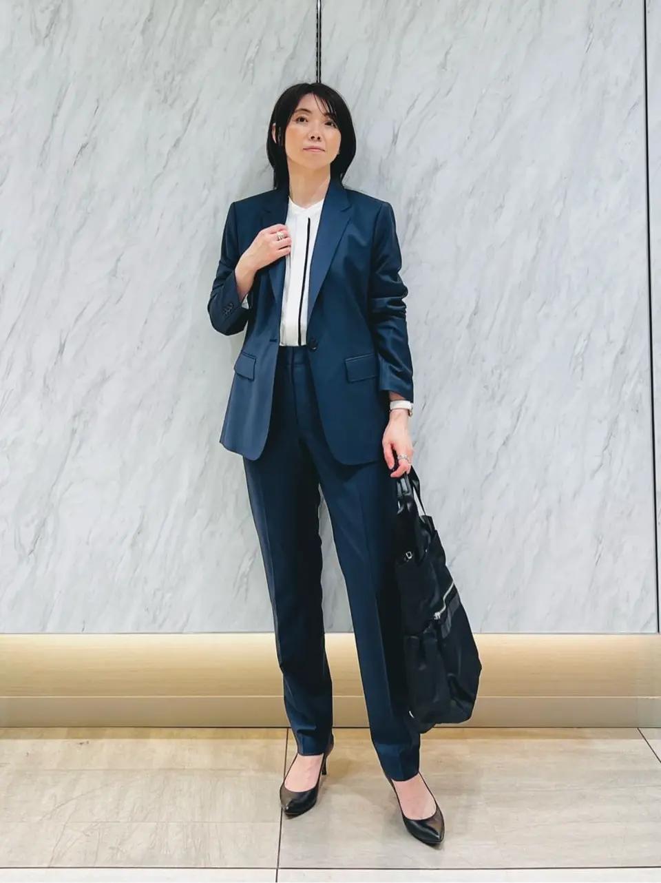 専用　ICB パンツスーツ  黒　ブラック　ジャケット4 パンツ6サイズ 公式】ICB | ファッション通販サイト[オンワード・クローゼット]