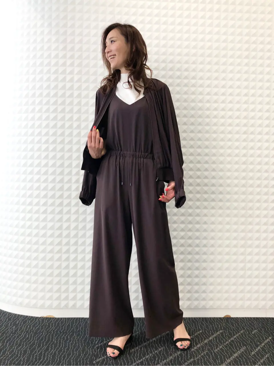  Ashu コーディネート画像