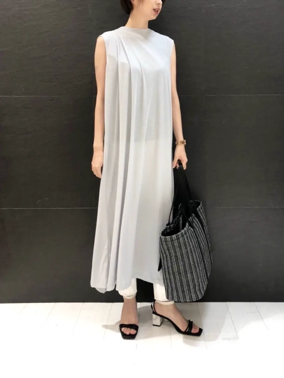  村上 コーディネート画像