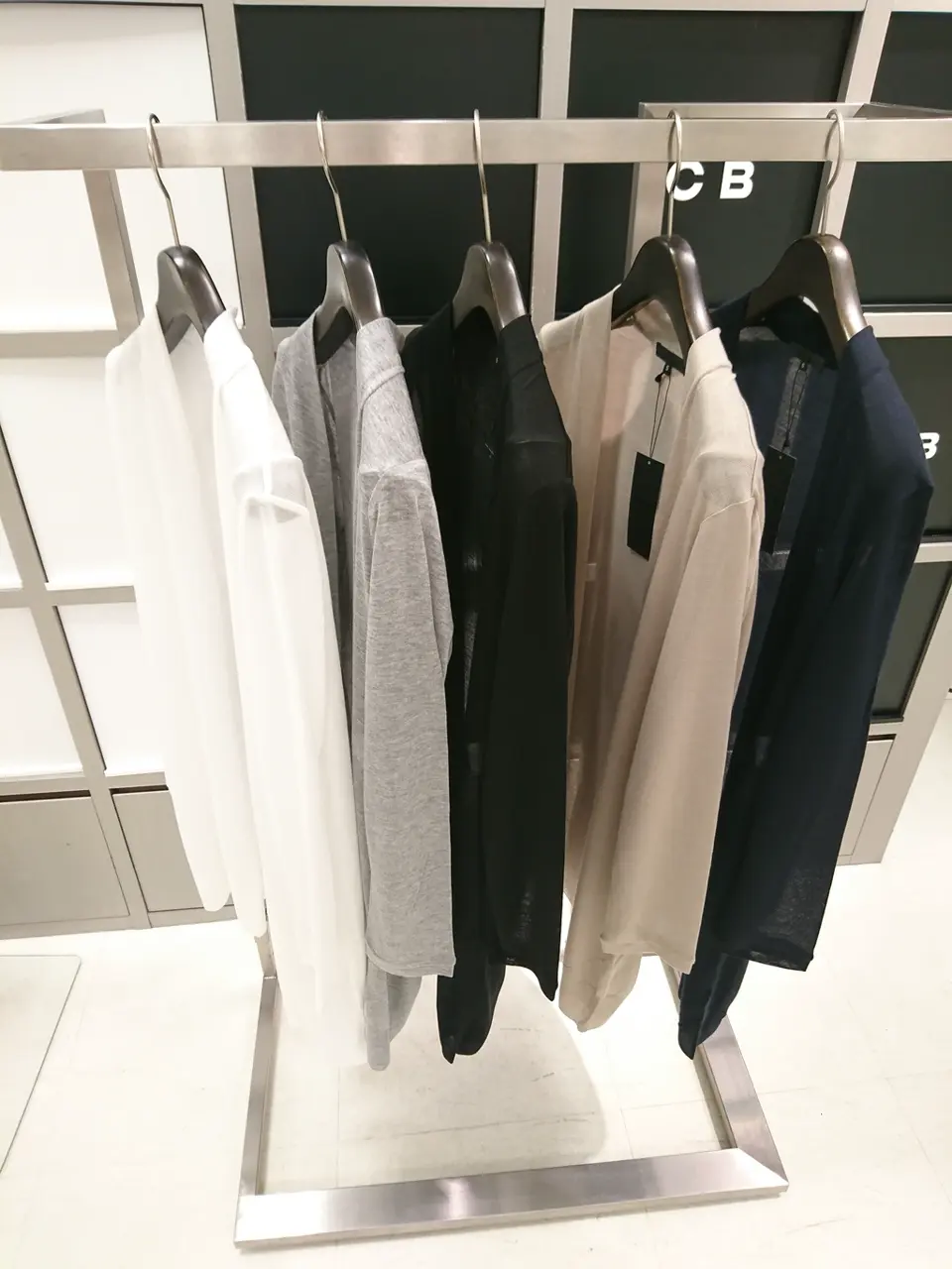 ICB スタッフ コーディネート画像