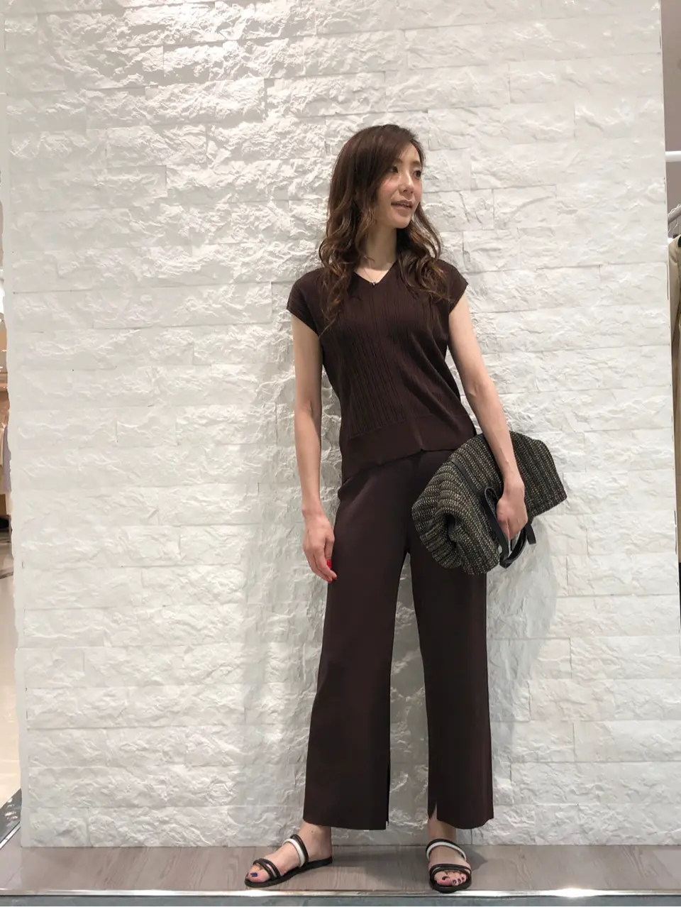  Ashu コーディネート画像