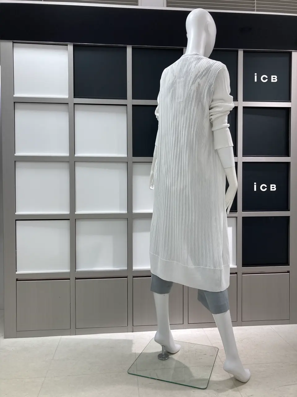 ICB スタッフ コーディネート画像