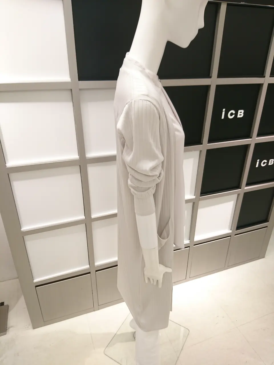 ICB スタッフ コーディネート画像