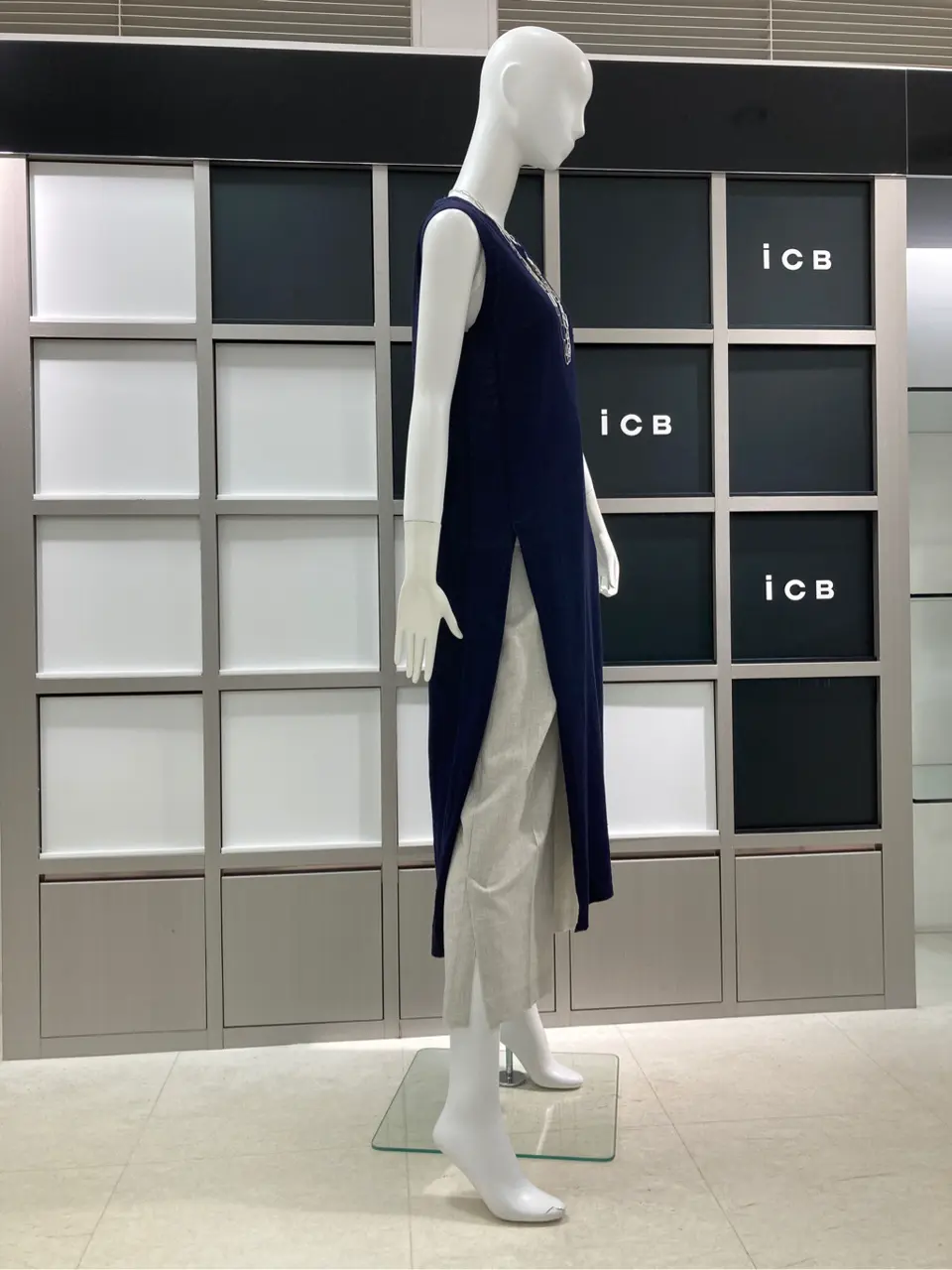 ICB スタッフ コーディネート画像