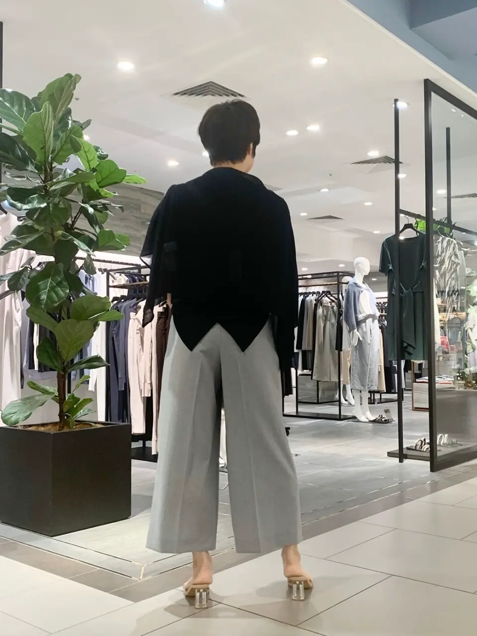 ICB 宮本 コーディネート画像