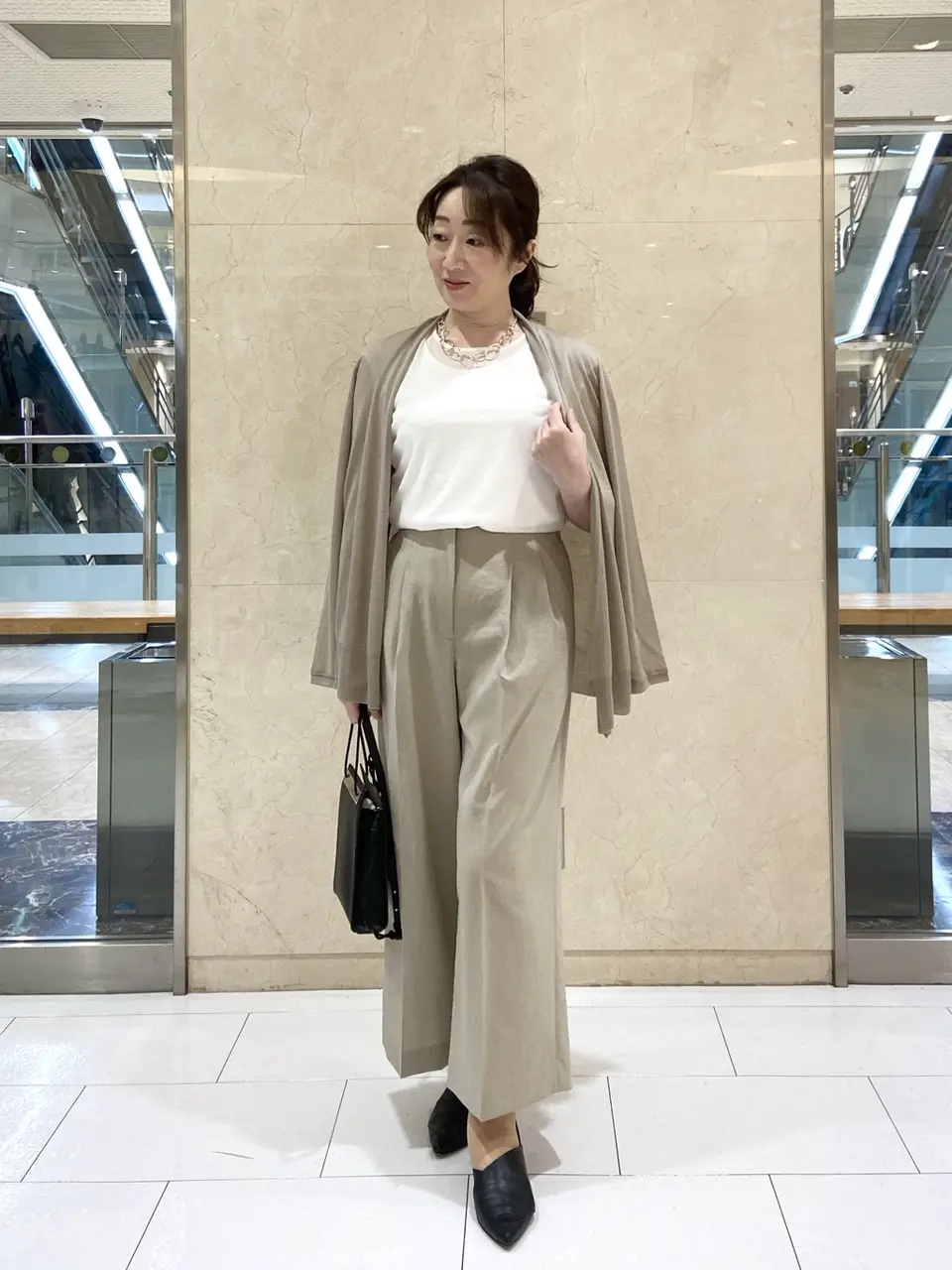  小松 コーディネート画像