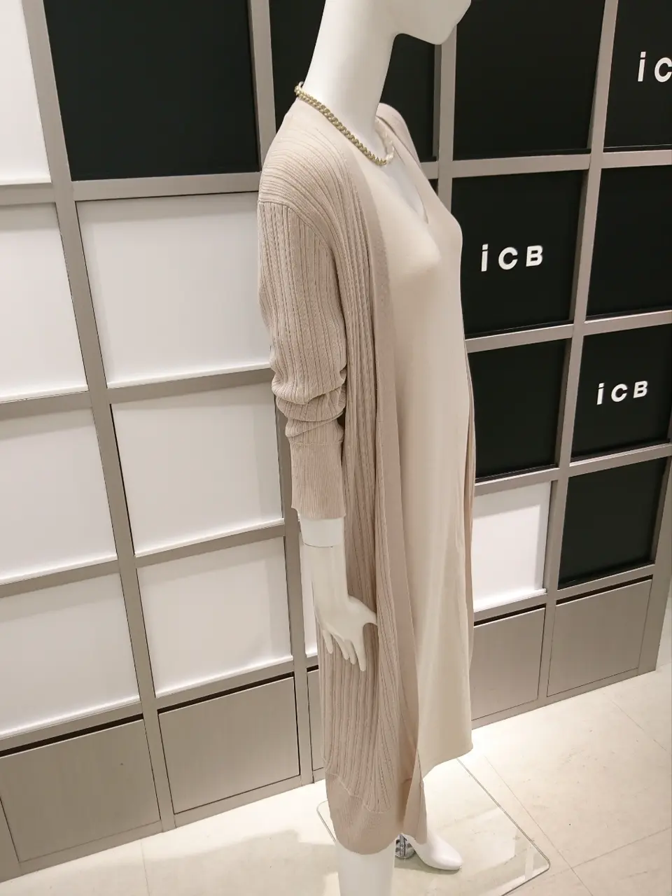 ICB スタッフ コーディネート画像