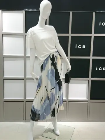 ICB スタッフ コーディネート画像