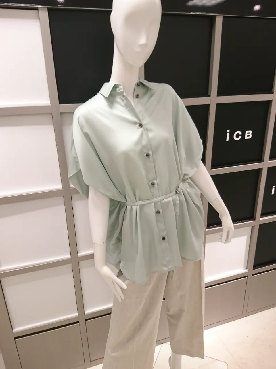 ICB スタッフ コーディネート画像