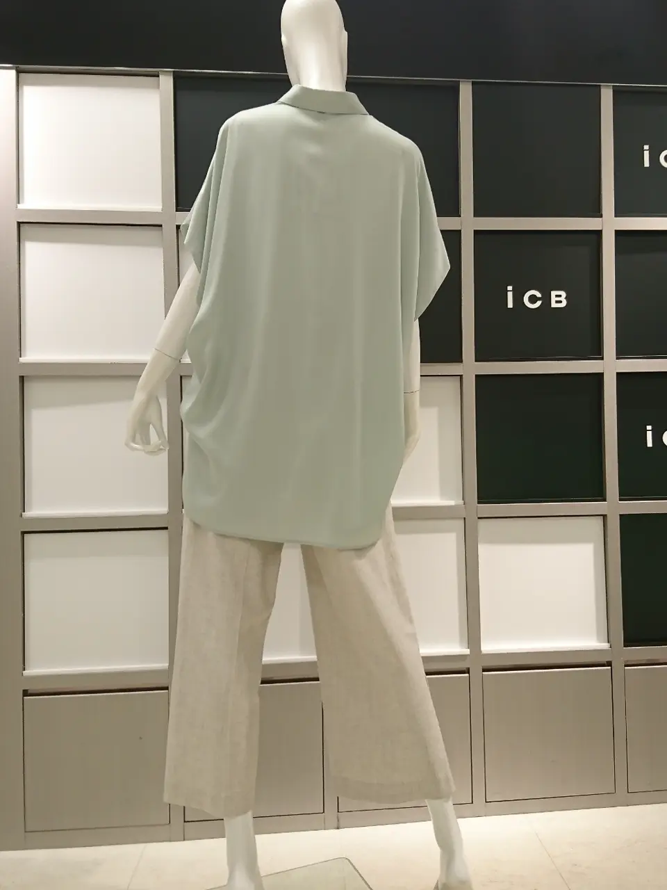 ICB スタッフ コーディネート画像