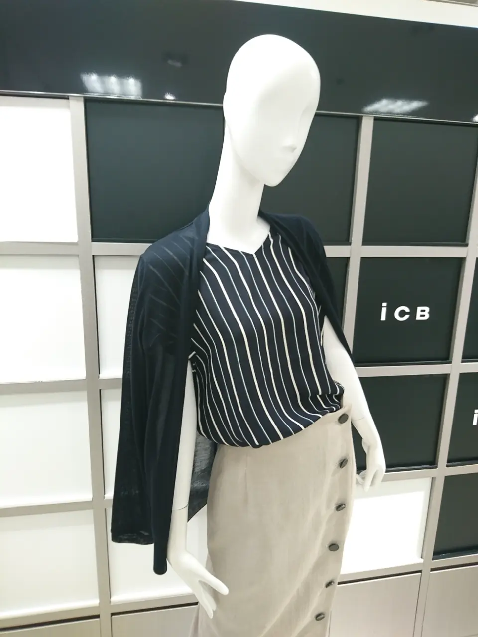 ICB スタッフ コーディネート画像