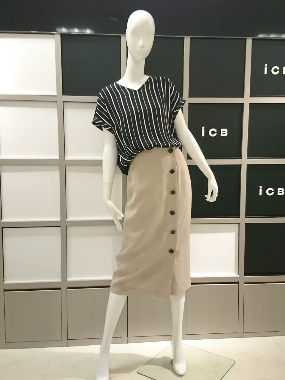 ICB スタッフ コーディネート画像