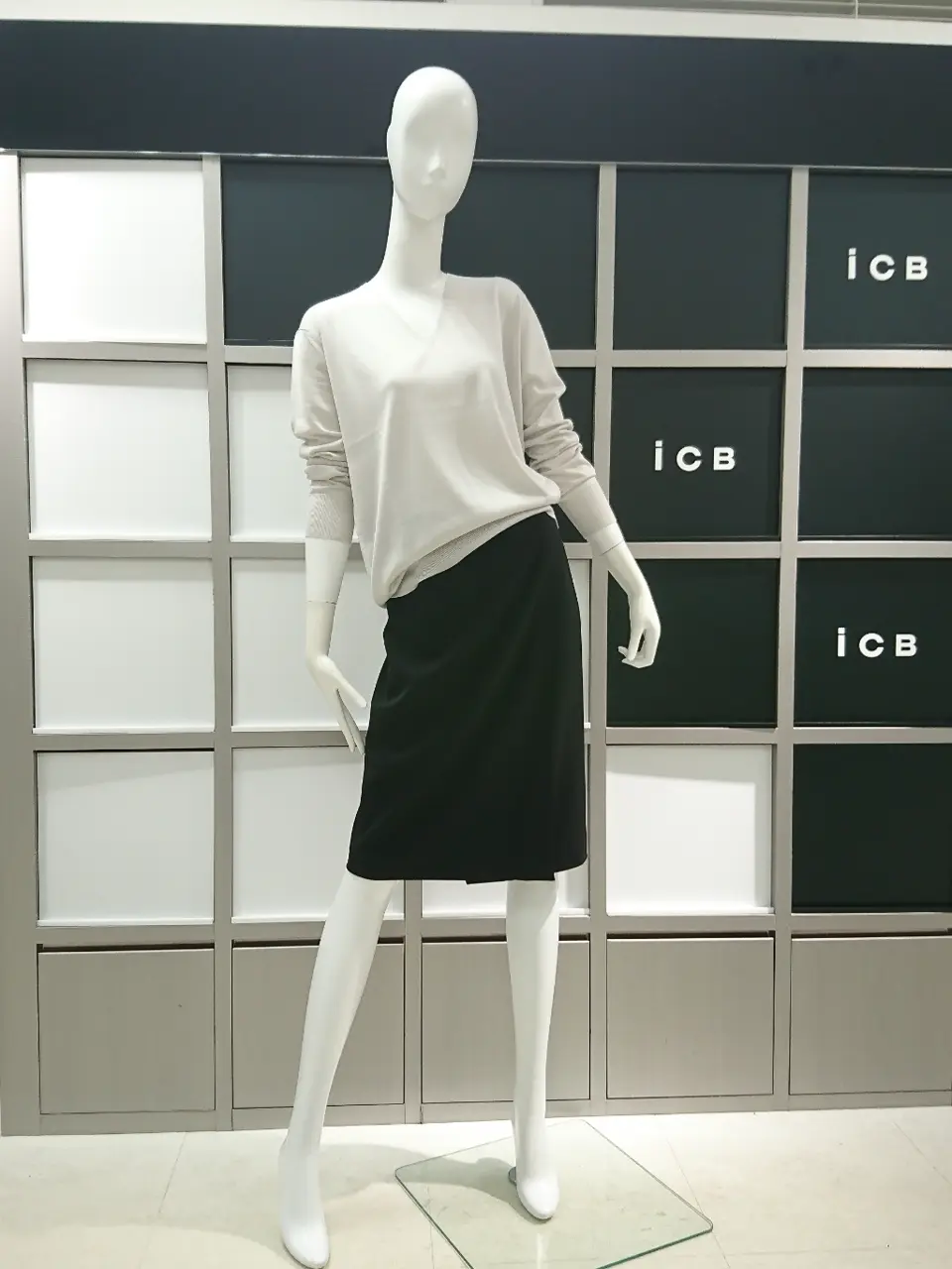 ICB スタッフ コーディネート画像