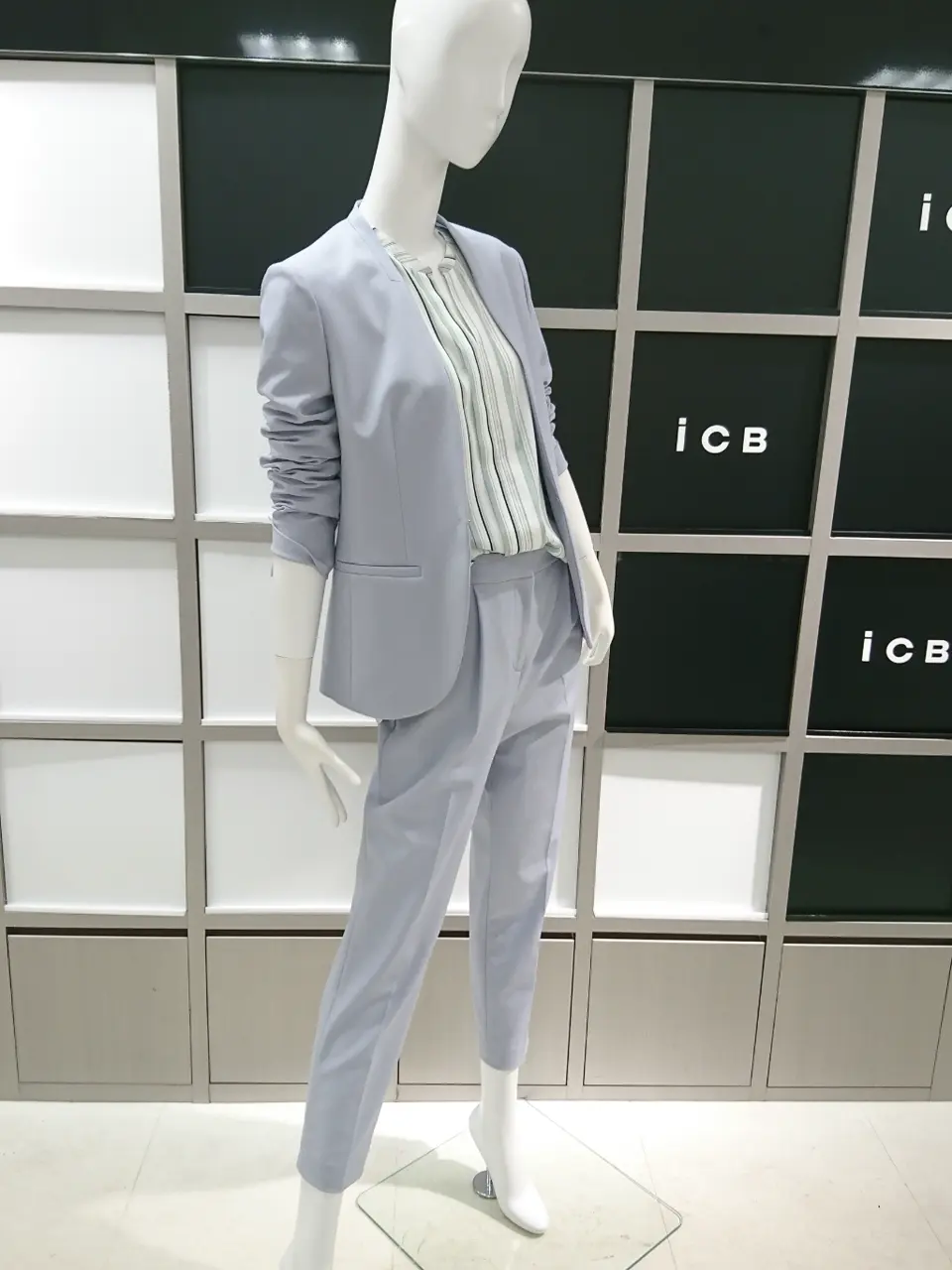 ICB スタッフ コーディネート画像