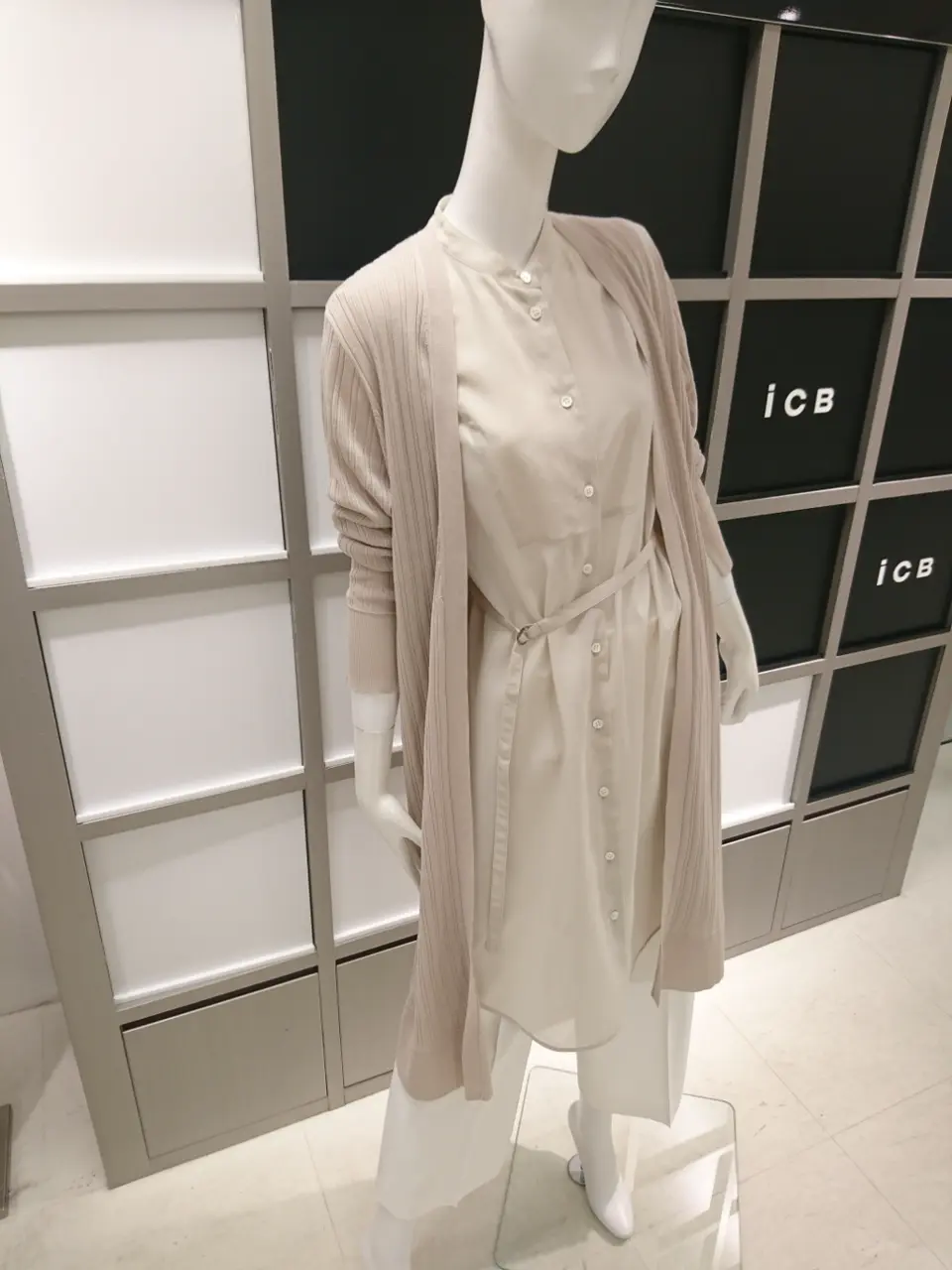 ICB スタッフ コーディネート画像