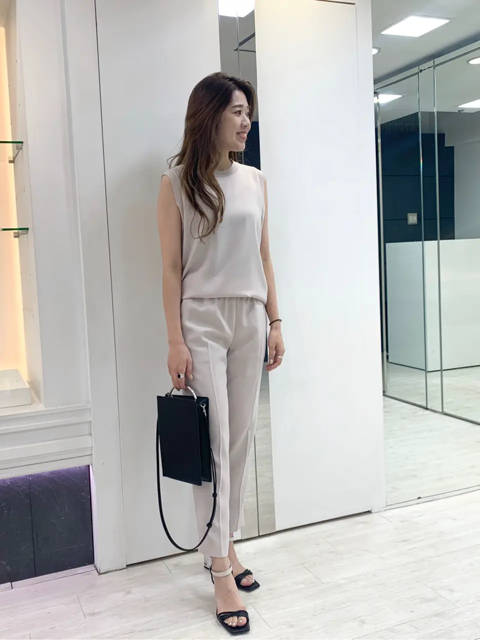  スタッフ コーディネート画像