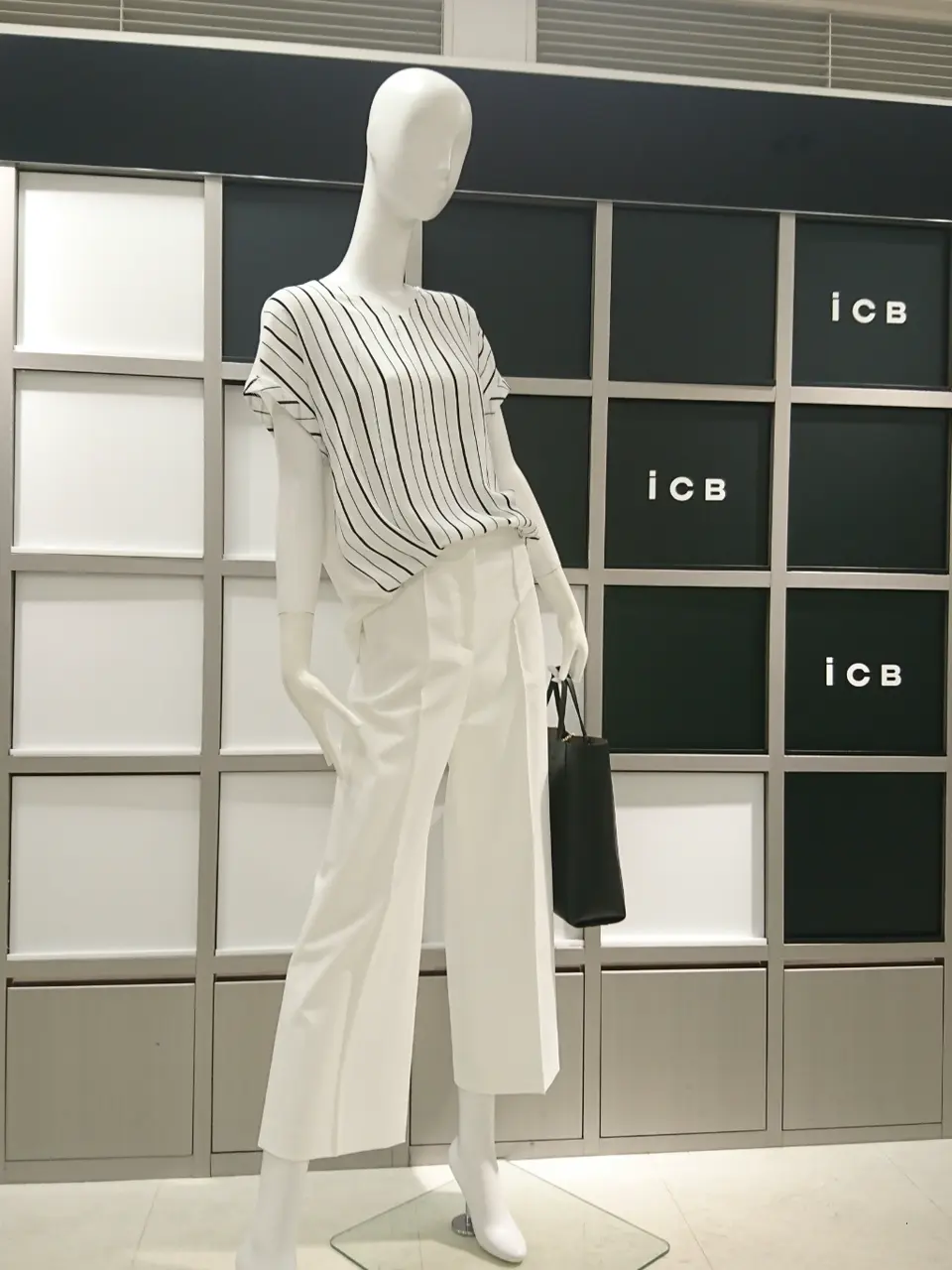 ICB スタッフ コーディネート画像