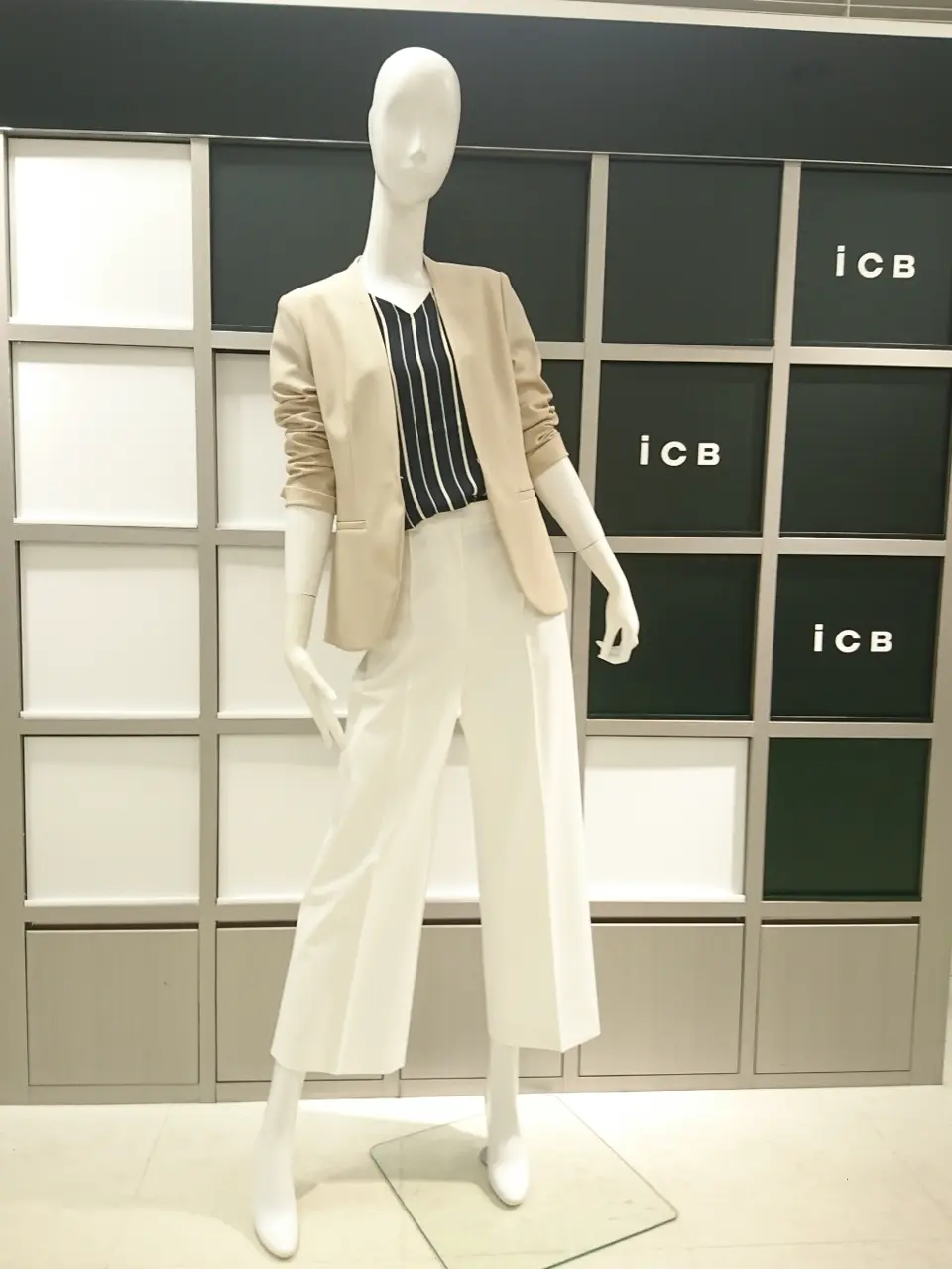 ICB スタッフ コーディネート画像