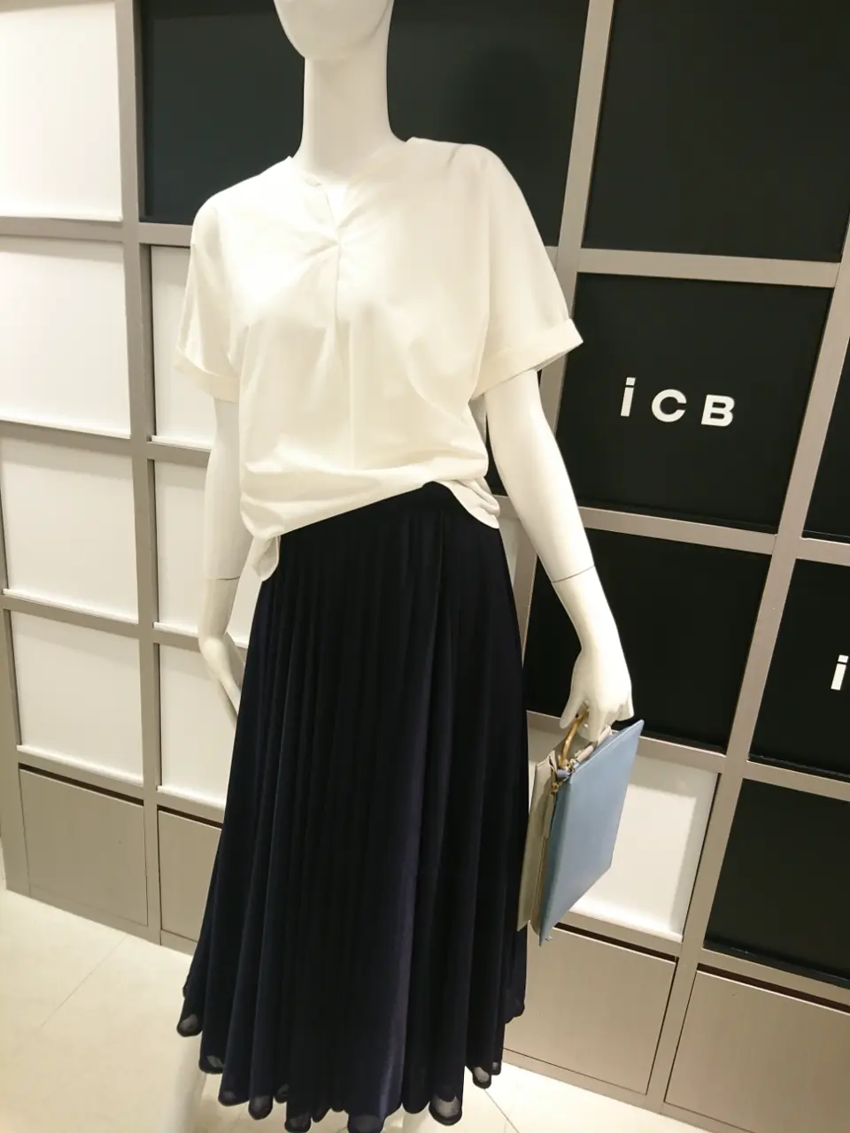 ICB スタッフ コーディネート画像